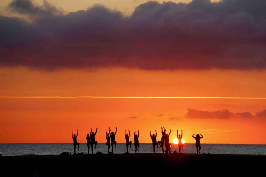 Barcelona: Sunrise Yoga by the Sea & Morning Dip - The 70 minutes that matter: Yoga as the sun rises over Barceloneta