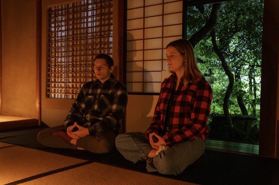 Candlelit Zen: Evening Meditation at Kyoto’s Secret Temple - Entering the Temple Through a Separate Entrance