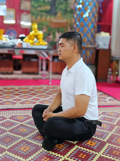 Chiang Mai: Evening Chanting & Meditation - Chanting at Wat Chai Sri Phoom: What You’ll Do and Feel