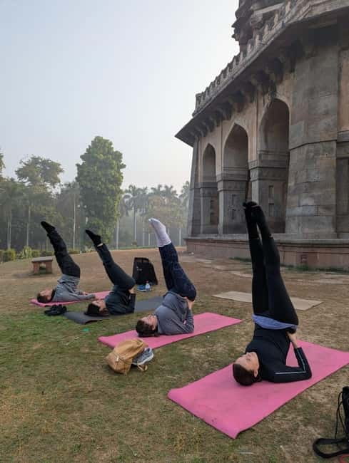 Delhi: Yoga in Lodhi Garden - Lodhi Gardens Sets the Mood Fast