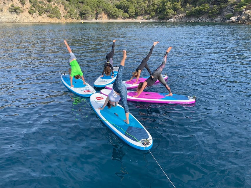 Empuriabrava: SUP Yoga class - From Paddle Basics to a Floating Platform: The 75 Minutes Unfold