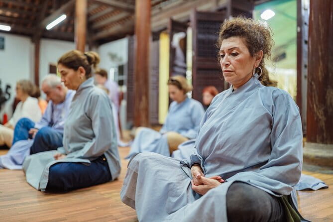 Full-day Guided Meditation Experience in Ha Noi - Food, breaks, and keeping your energy steady