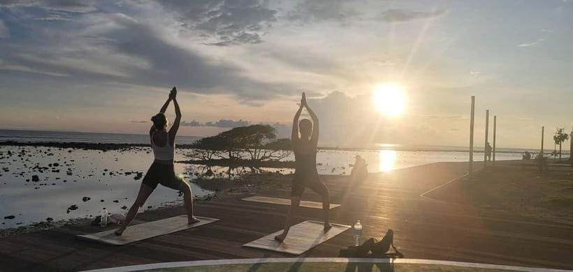 Gili Trawangan: Sunrise & Sunset Beach Yoga on Gili Island - Picking Sunrise vs Sunset: Which Time Fits Your Mood?