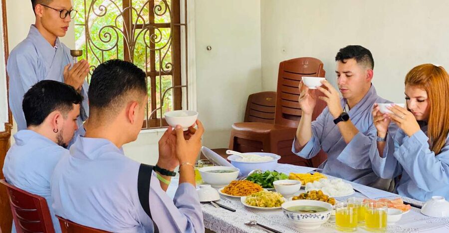 Ha Noi - Half-day Mindfulness meditation retreat - Mindful Talking, Karma Law, and a Monk’s Guidance Slot