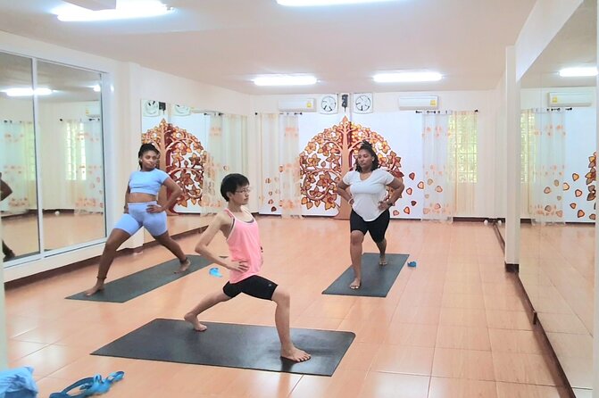 Half-Day Yoga, Meditation, and Thai Cultural Immersion in Chiang Mai - Wat Phra That Doi Saket Temple: Temple Visits Without the Stress