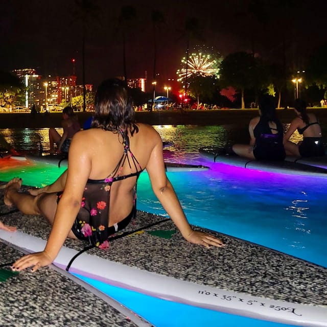 Honolulu: Fireworks Glow and Flow Yoga Class - Key Highlights You’ll Care About