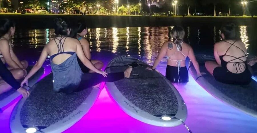 Honolulu: Fireworks Glow and Flow Yoga Class - Honolulu Skyline at Dusk: Why the Timing Matters