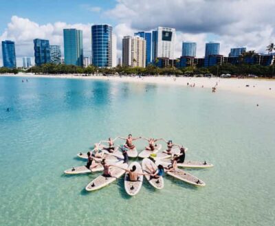 Honolulu: SUP (Standup Paddleboard) Yoga Class - The 75-Minute Flow: From Seated Calm to Standing Balance