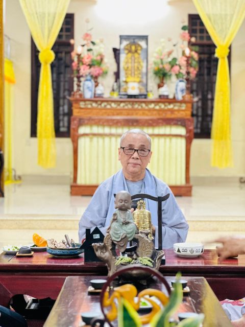 Hue Retreat: Tea and Meditation with Vegetarian Meal - The tea and breathing practice: what meditation with monks actually feels like