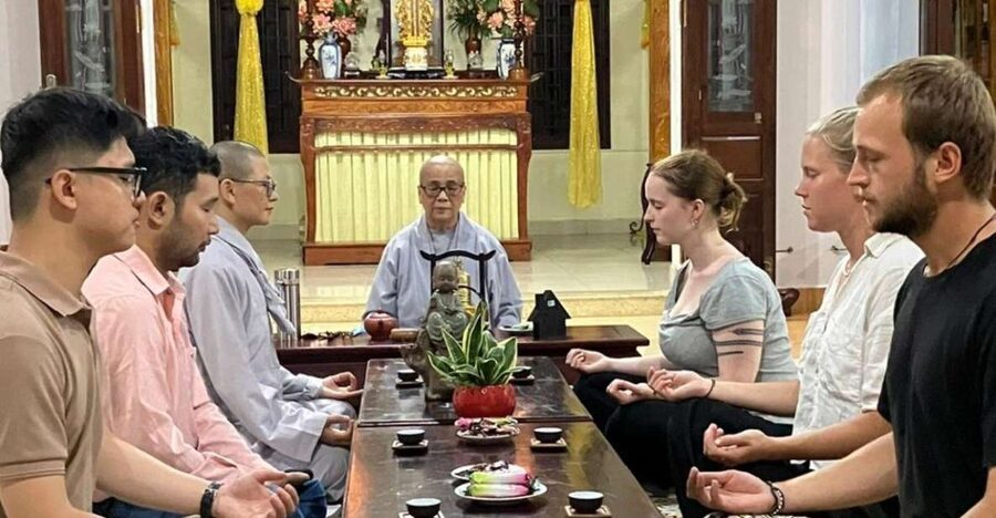 Hue Retreat: Tea and Meditation with Vegetarian Meal - Getting there smoothly: pickup, pagoda visit, and meeting the monks