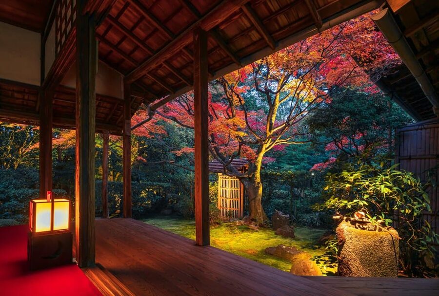 Kyoto: Nighttime Zen Meditation and Matcha Tea Experience - Sehakuan and Kano Sansetsu: The Story Behind the Walls