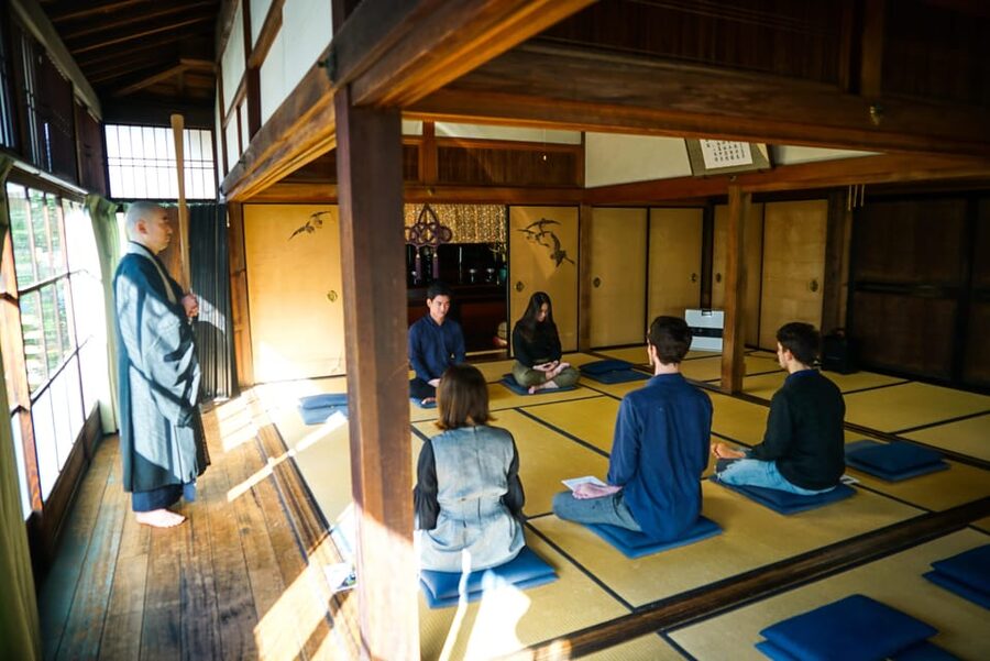 Kyoto: Zen Meditation and Garden Tour at a Temple with Lunch - Price and value: why $107 can make sense for Kyoto