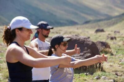 Mendoza: Hiking, Meditation & Yoga in the Andes with Lunch - Pickup, the 80-minute drive, and why the early wildlife stops matter
