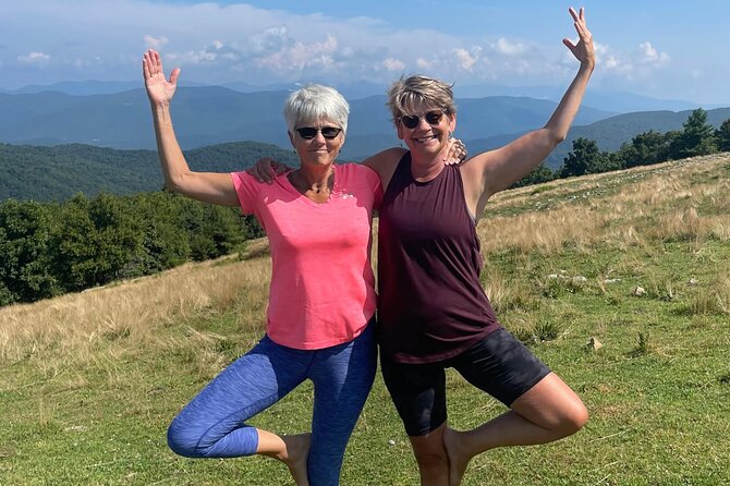 Mountaintop Yoga & Meditation Hike in Asheville - Summit Yoga at Bearwallow: 60 Minutes That Fits All Levels
