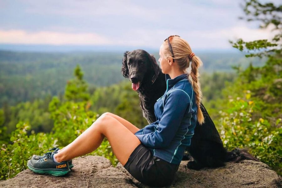 Oslo: Yoga & Hiking with a dog - Yoga by the lake: Vinyasa for all levels, plus a calming finish