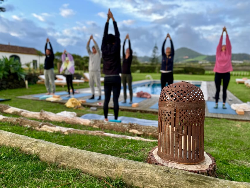 Ponta Delgada: Yoga & Brunch - A garden morning reset with a 3-hour schedule