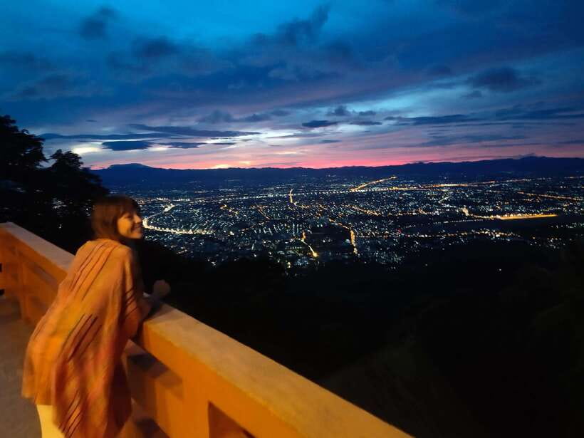 Spiritual Sunrise Wat Doi Suthep, Pha Lat, Alms & Meditation - Why This Sunrise Tour Works: The 5:00 a.m. Magic