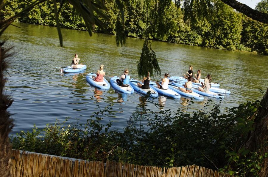 SUP Yoga with Guide - Why SUP Yoga on the Neckar Feels Different Than Studio Yoga