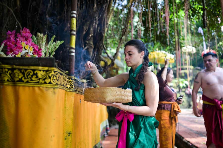Taman Beji Griya Waterfall: Holy Bathing/Soul Retreat Ritual - Key points