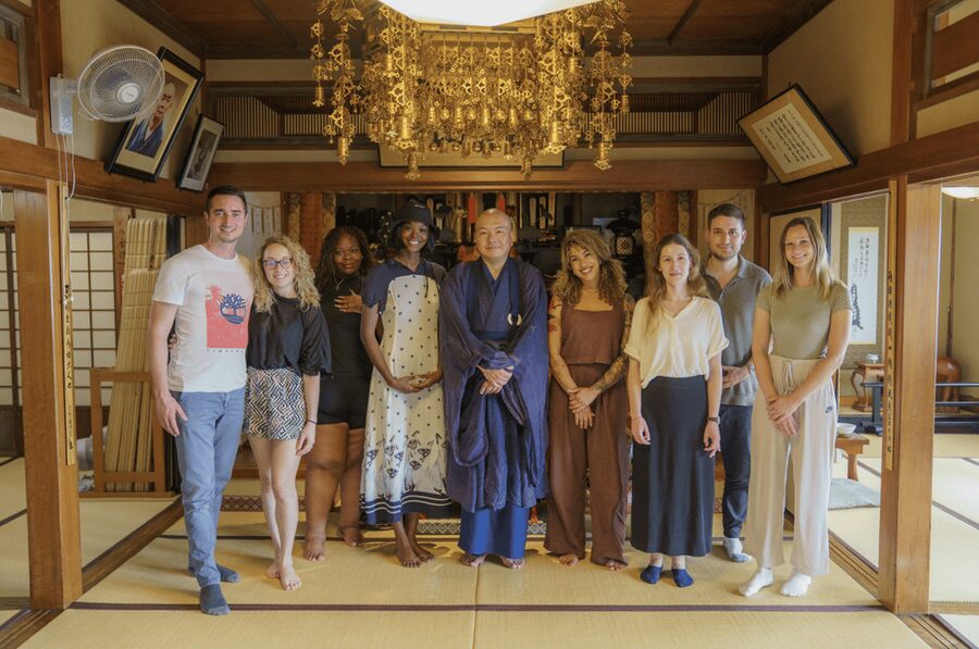 Tokyo: Zen Meditation at a Private Temple with a Monk - Key Things You’ll Notice